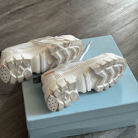 PALLADIUM Revolt Lo-Tx Womens Shoes in White Size US 6 - Picture 8 of 8